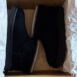 UGG classic ultra mini maxi curly